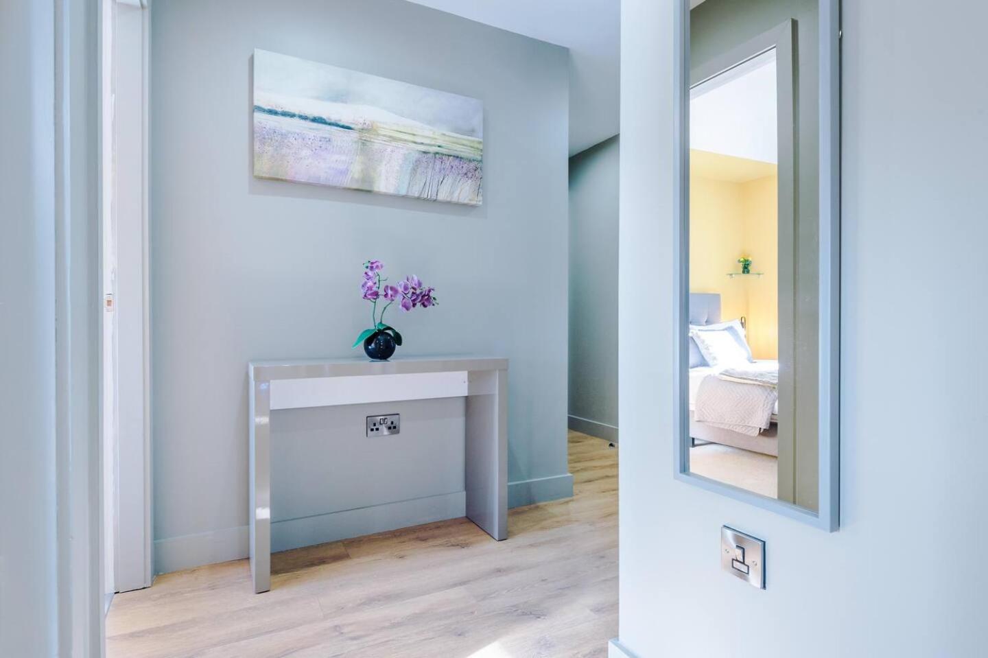 Stunning 2Bedroom 2Bathroom Apt With Parking Space Sheffield Exterior photo