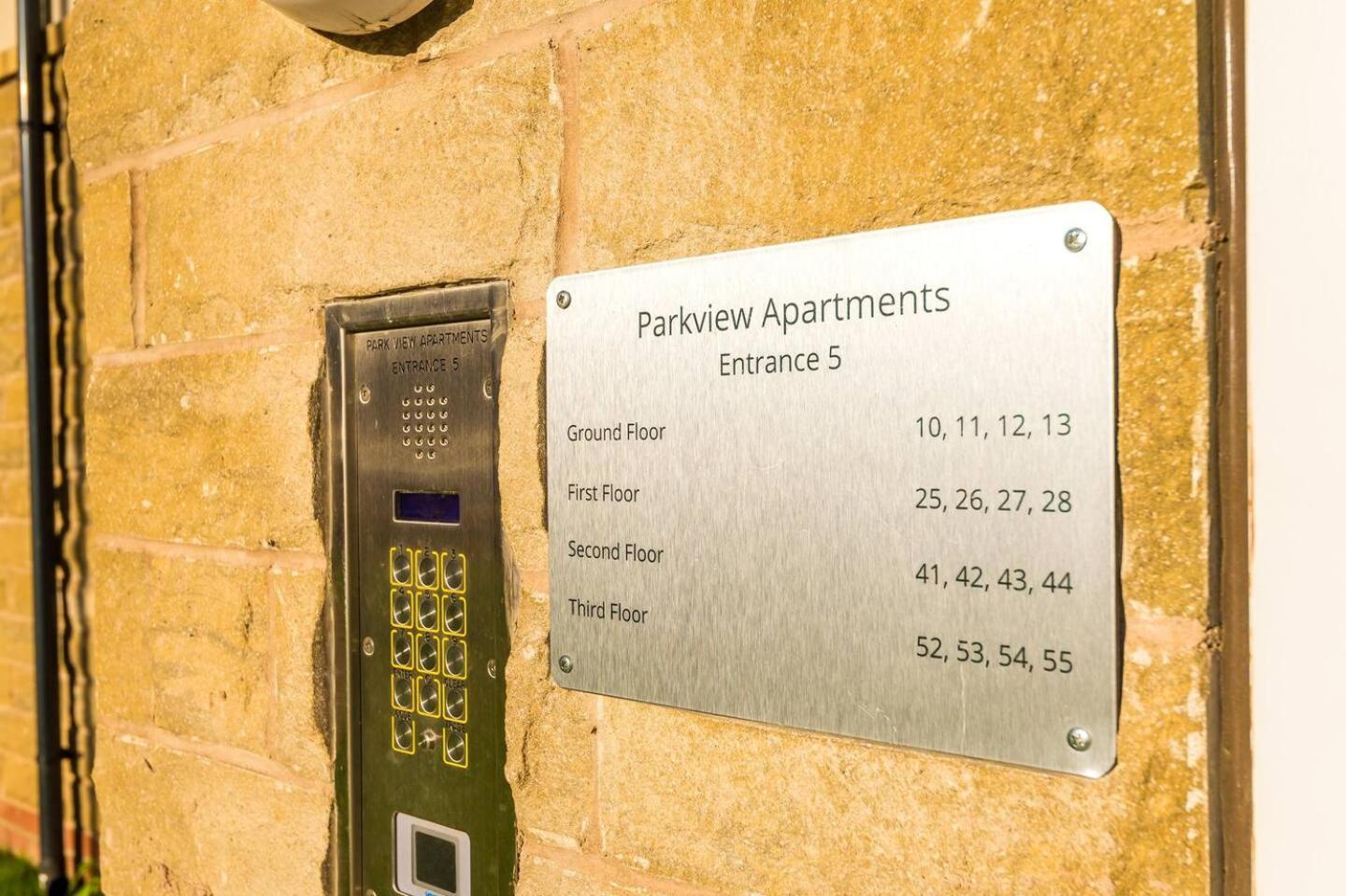 Stunning 2Bedroom 2Bathroom Apt With Parking Space Sheffield Exterior photo