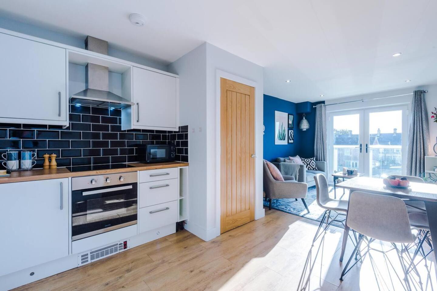 Stunning 2Bedroom 2Bathroom Apt With Parking Space Sheffield Exterior photo