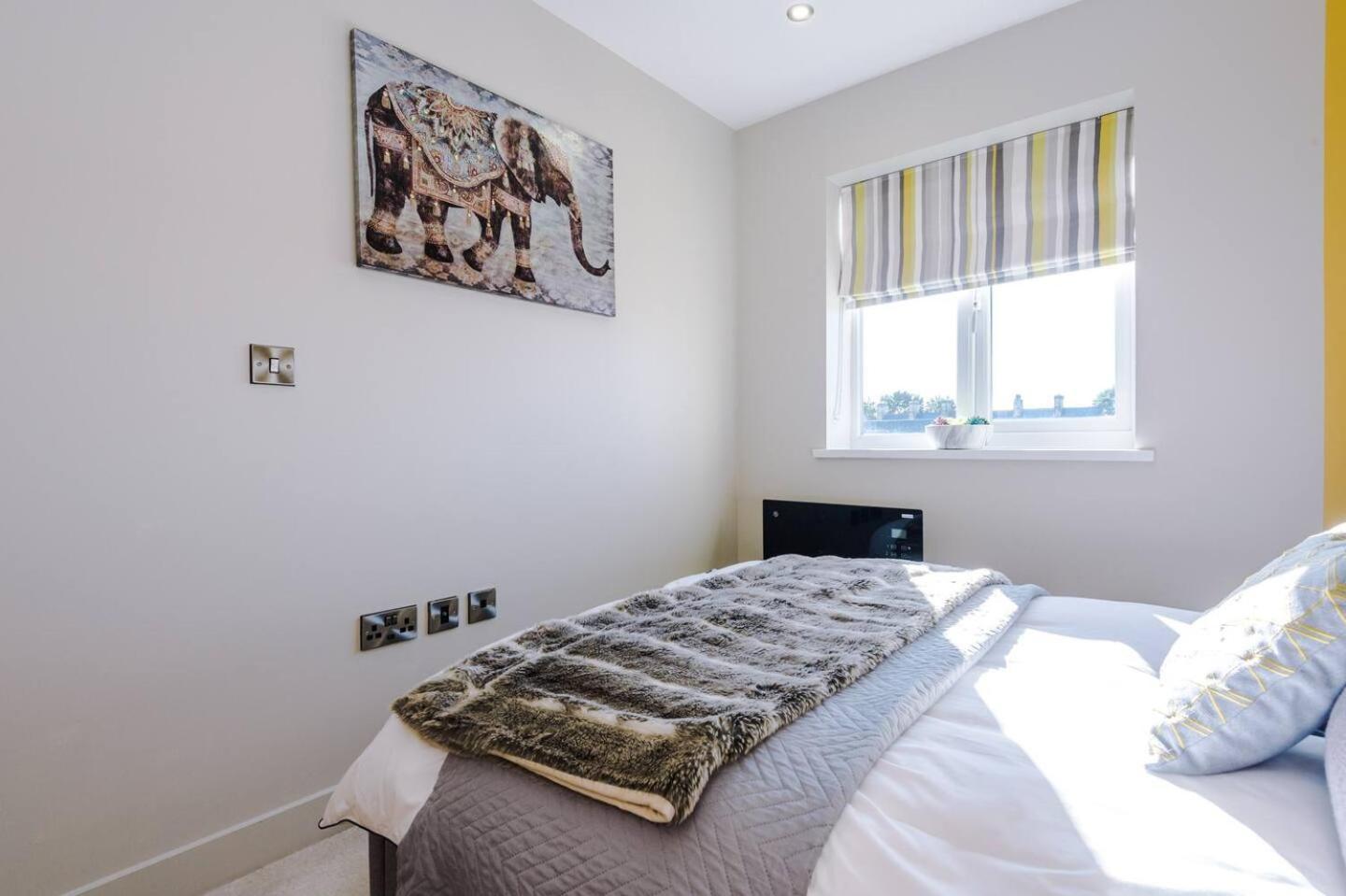 Stunning 2Bedroom 2Bathroom Apt With Parking Space Sheffield Exterior photo